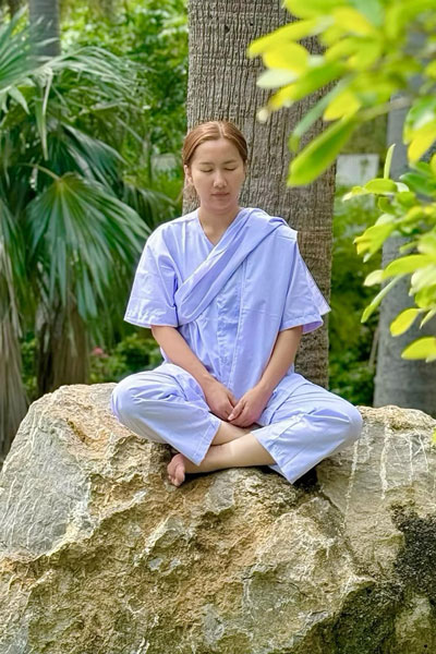 สายฝน พรหมญาณ